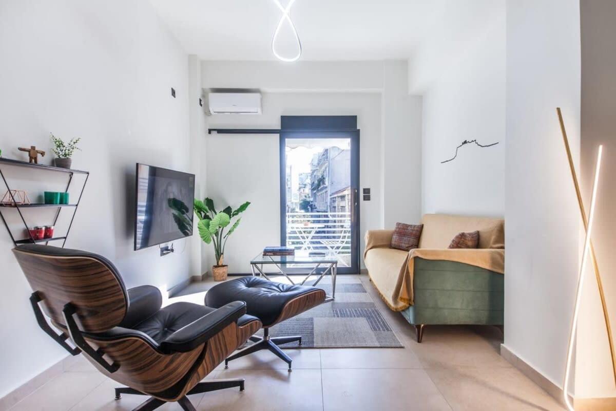 Beautiful Elegant Apartment Next To Monastiraki Atenas Exterior foto