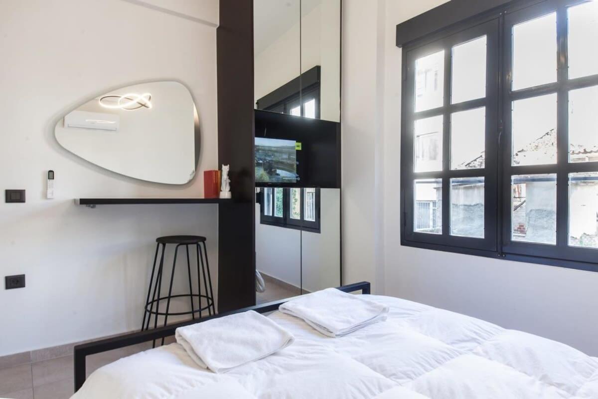 Beautiful Elegant Apartment Next To Monastiraki Atenas Exterior foto
